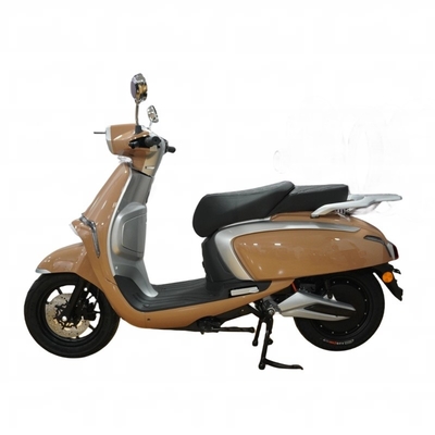 2024 Popular New Model Electric Motorcycle High-Speed Scooter with 72V20AH/32AH 1500W-3000W Power Hot Sale in Quandong